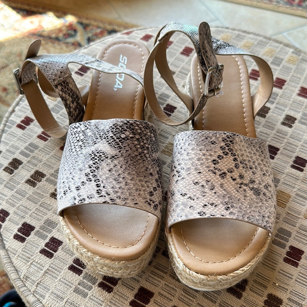 SODA Sandals Espadrille Snake Skin